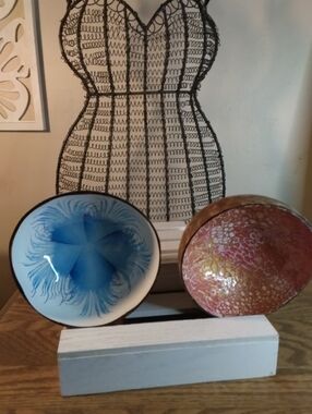 Handmade Coconut Shell Bowls– Blue and Pink Accent